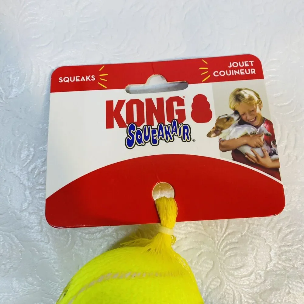 LOT Dog Toys Chuckit Ultra and Kong SqueakAir Balls